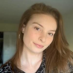 Meet your Posher, Abigail